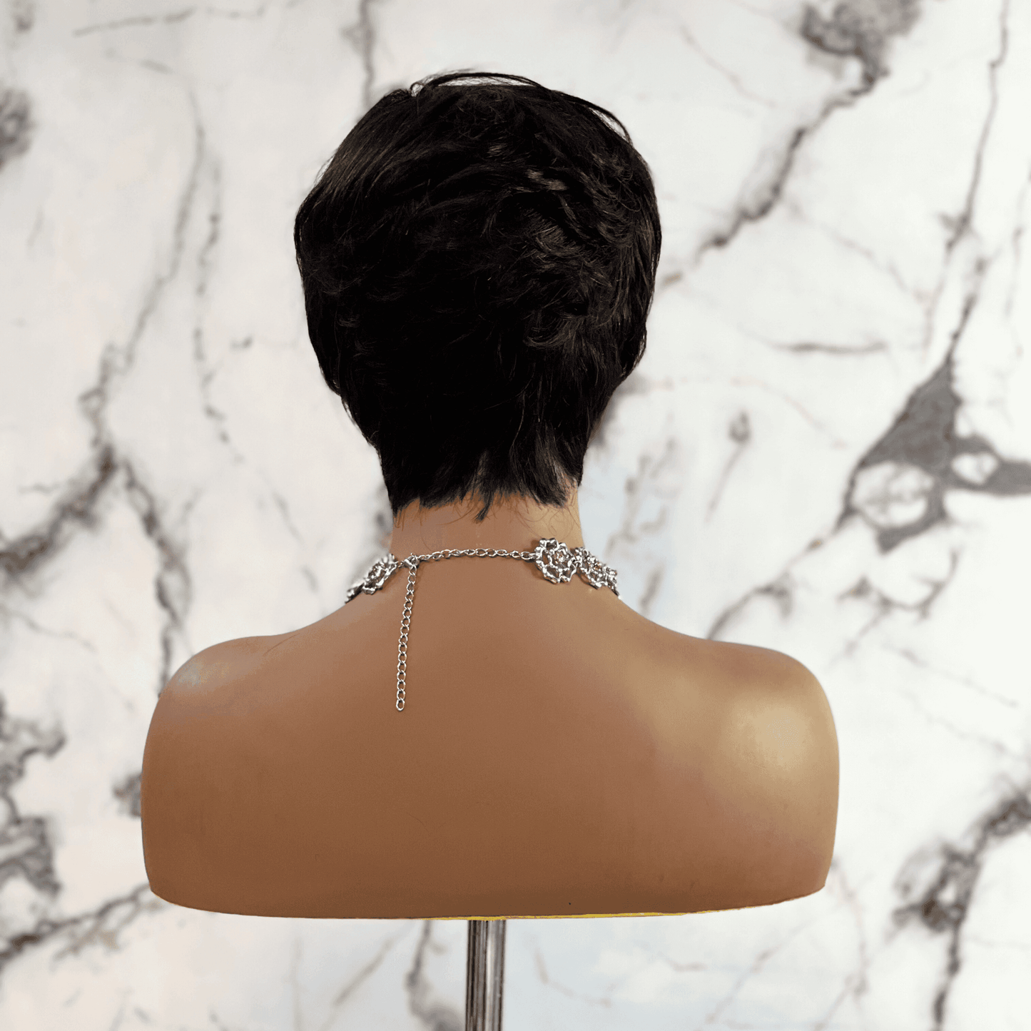 Luxury Pixie Short Hairs MazzyCosmetics-spa