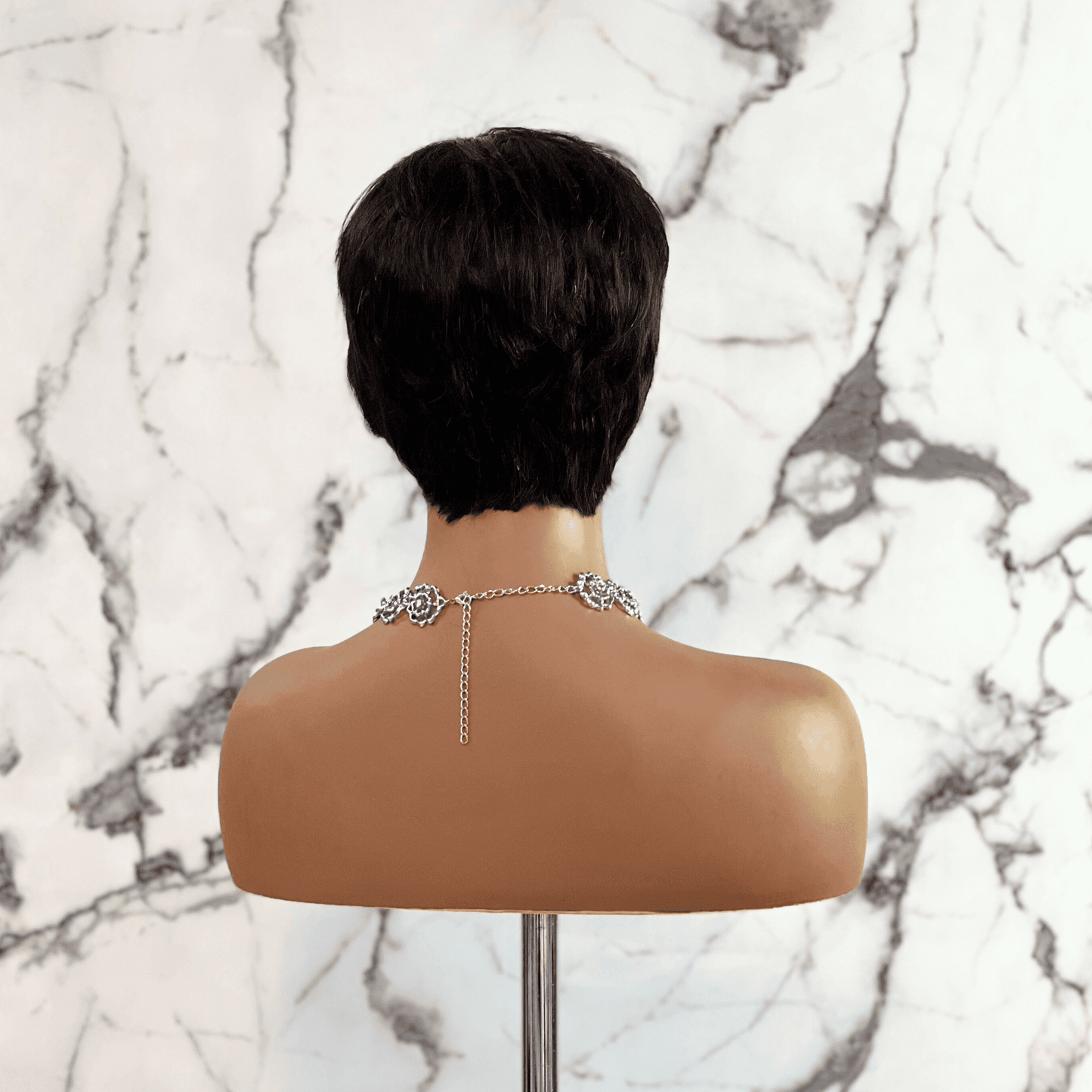 Pixie Wig MazzyCosmetics-spa